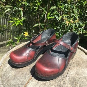 Dansko Leather Mary Jane Size  39 Shoes
